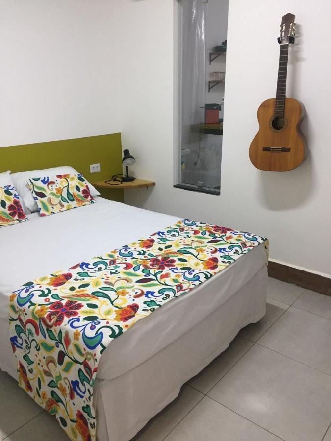 Casinha Aconchegante No Centro De Bonito I Tv, Ar-Condicionado, Bicicletas, Rede, Cozinha E Wi-Fi 20Mbヴィラ エクステリア 写真