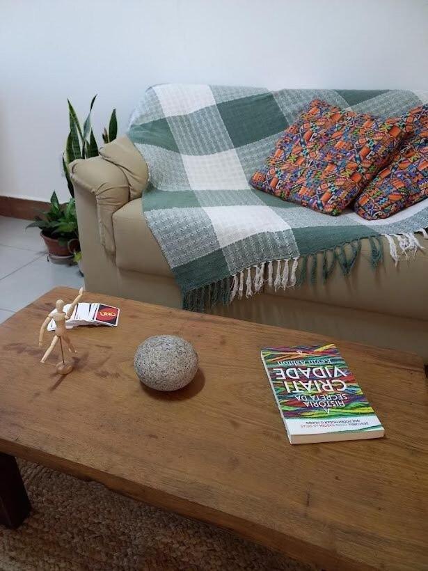 Casinha Aconchegante No Centro De Bonito I Tv, Ar-Condicionado, Bicicletas, Rede, Cozinha E Wi-Fi 20Mbヴィラ エクステリア 写真